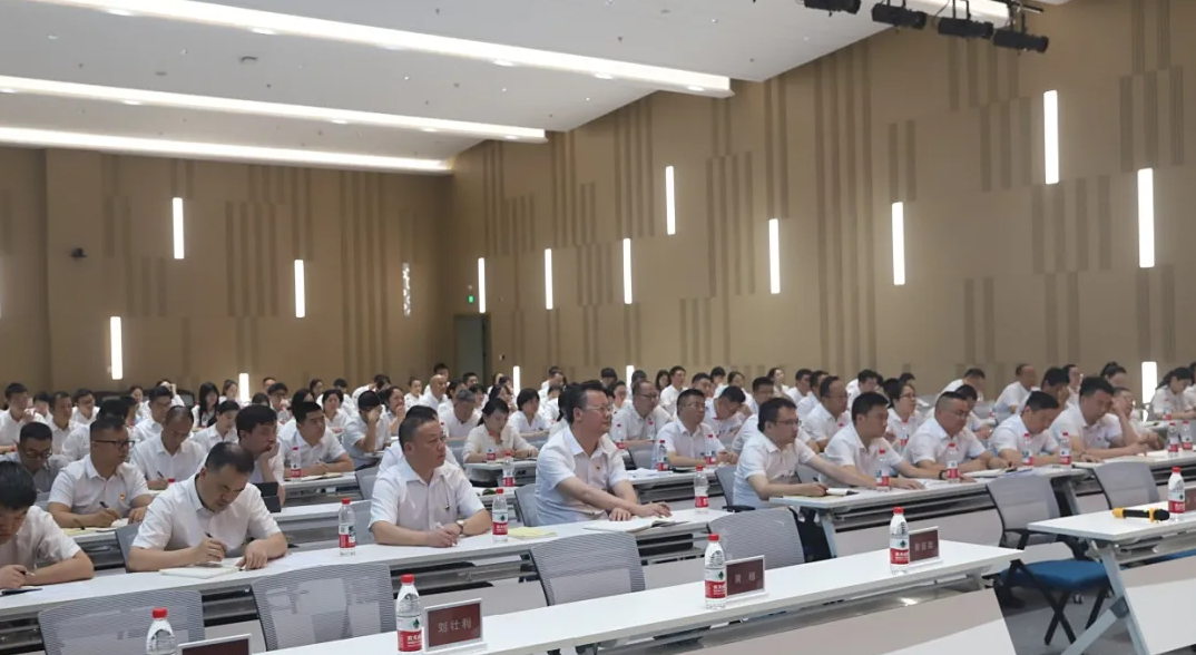 1754362989.png 1754362989.png