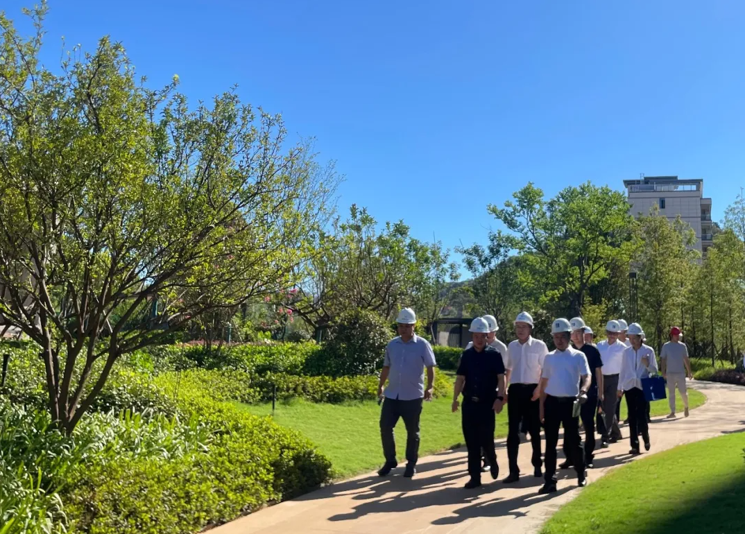 陽繼承到湖南建投·淞云臺項(xiàng)目調(diào)研督導(dǎo)交房驗(yàn)收工作
